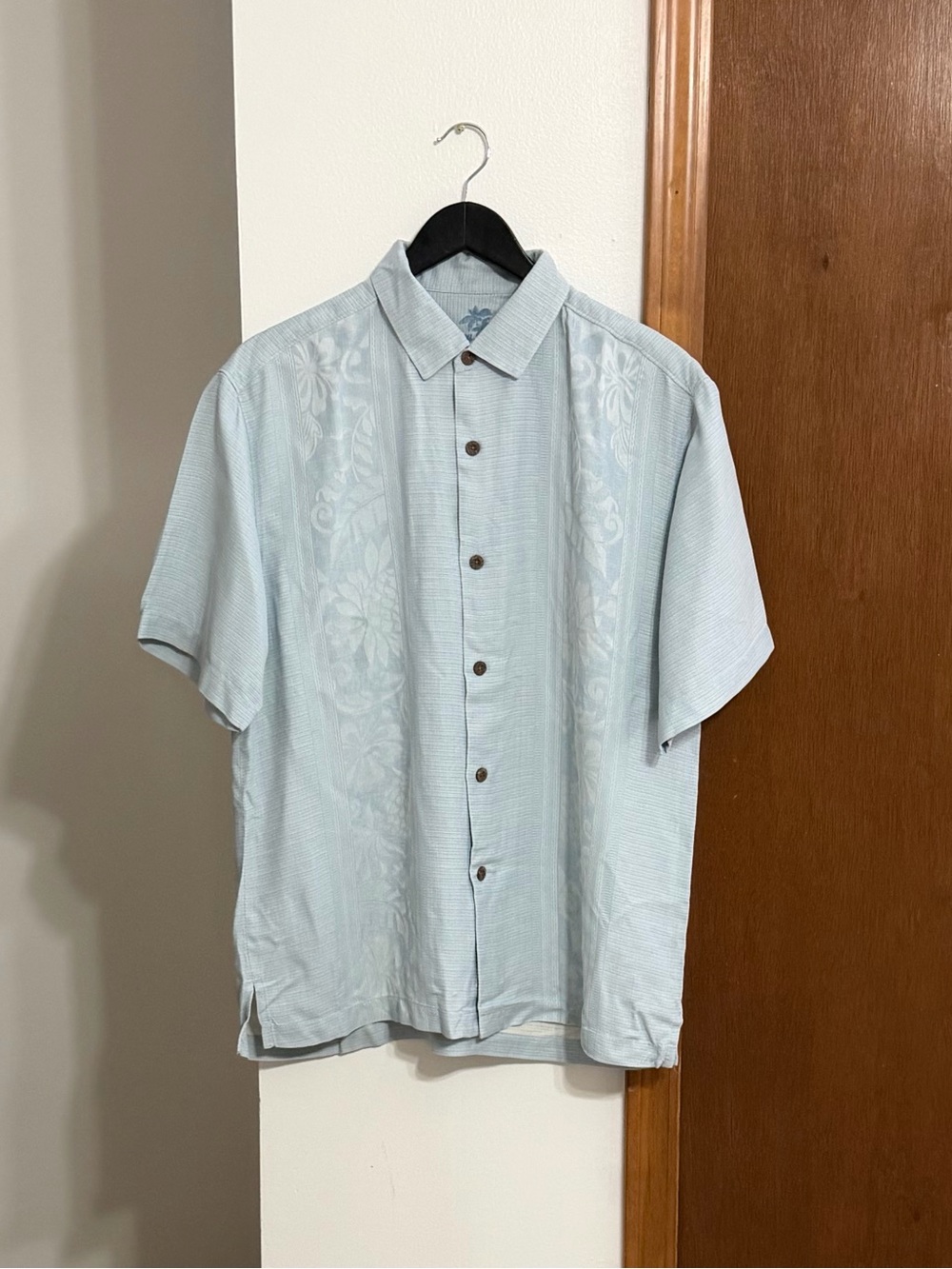 Tommy Bahama Light Blue Short-Sleeve Button-Down Shirt